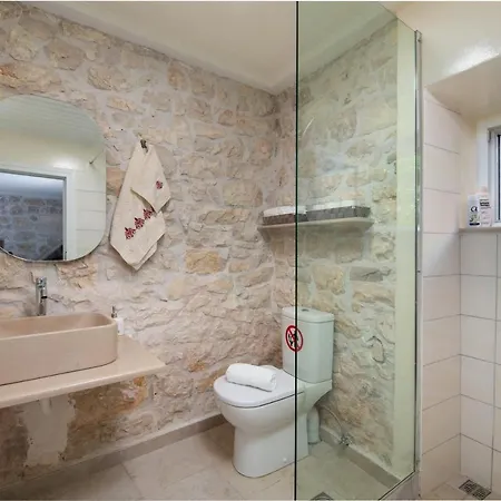 Pavlos Vendégház Gáiosz